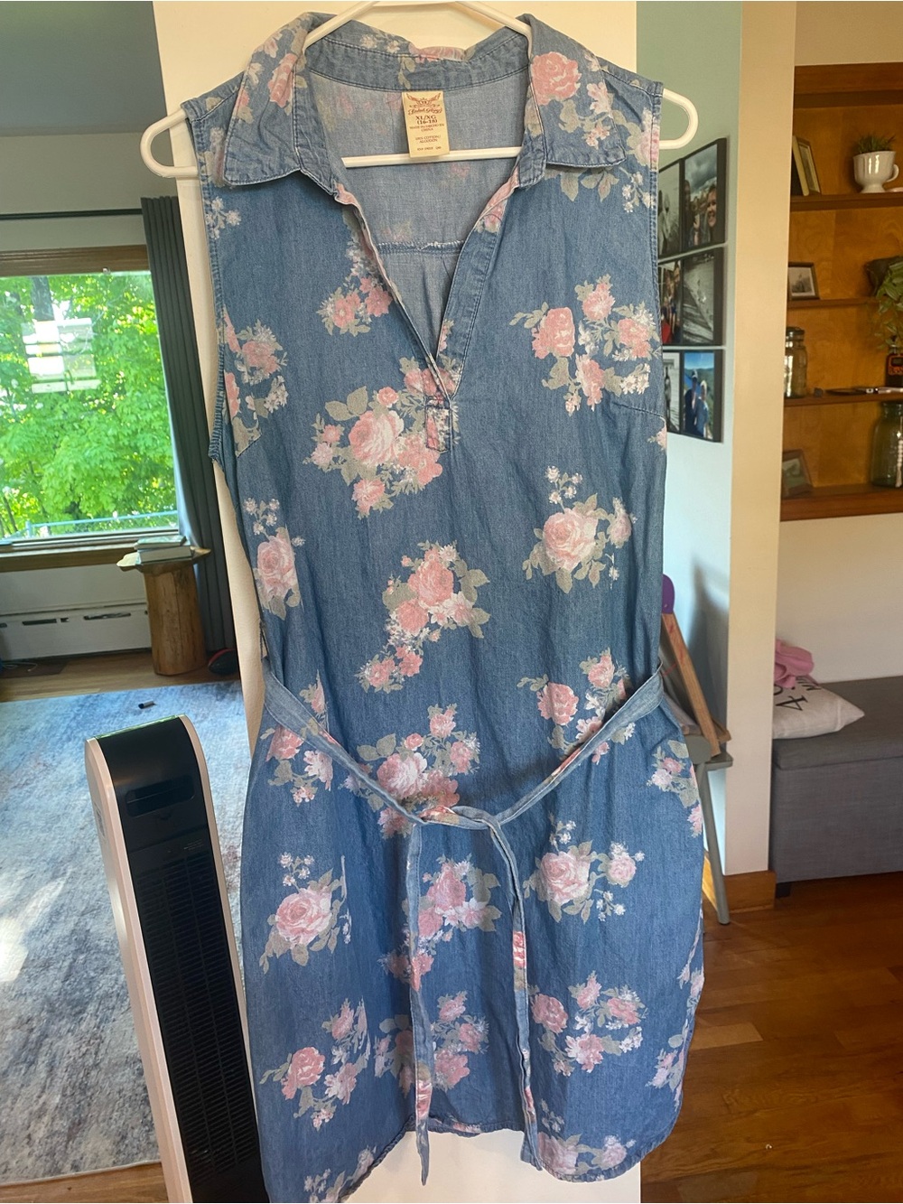 Faded Glory Blue Floral dress
